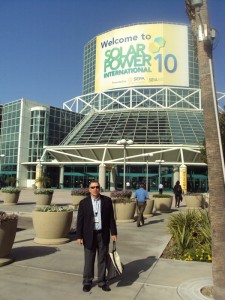 SPI01 It's Deane outside of the Los Angeles Convention Center, all ready for SPI 2010!